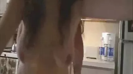 Busty kemény pornó filmek Sensual Jane baszik az ágyban éjszaka.