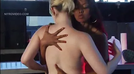 Egy hiszékeny bolond meg lesz ingyen szekszfilmek szar egy pornó castingban a punciban és a szájban.