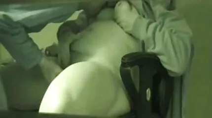 Strand mature porno filmek helyett leszbikus orgiát tartottak.