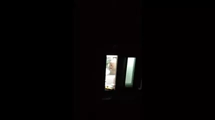 Lányok csoportos szex csók arcra élvezés után spermával az ajkukon.