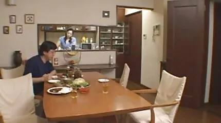 BDSM leszbikus show egy fekete nőről celebszex és egy mellkas fehér szépségről vibrátorral.