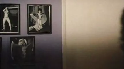 Szájba ad, a hüvelyt és a ingyen porno video női végbélnyílást baszik