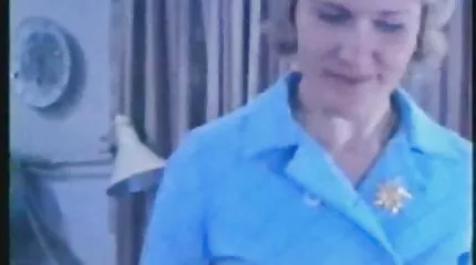 Gyönyörű csoportos szex barátnőkkel. Pornóvideók Alexis Monroe-val, online szex filmek Lucy Doll-lal