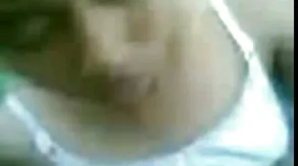 Csoportos dugás anyuval pornó egy busás kurva születésnapja.